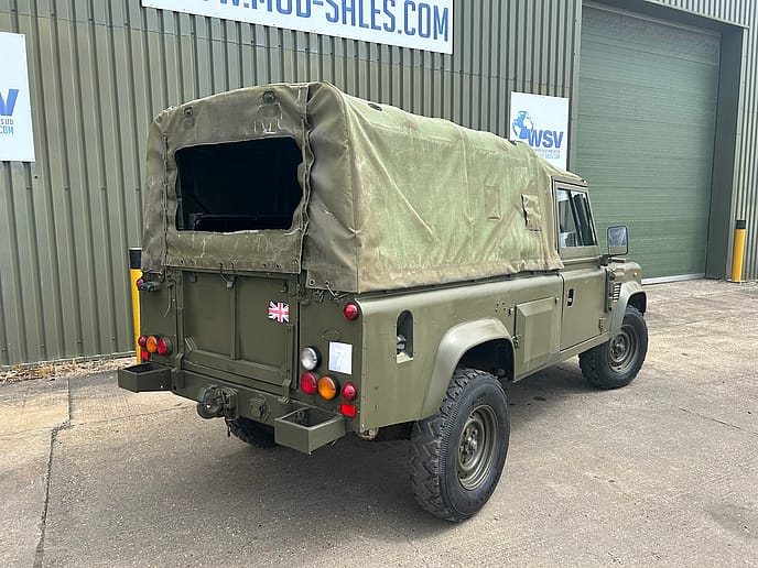 Land Rover TUM Wolf 110 RHD 2.5lt 300Tdi Soft Top - Gallery image 6