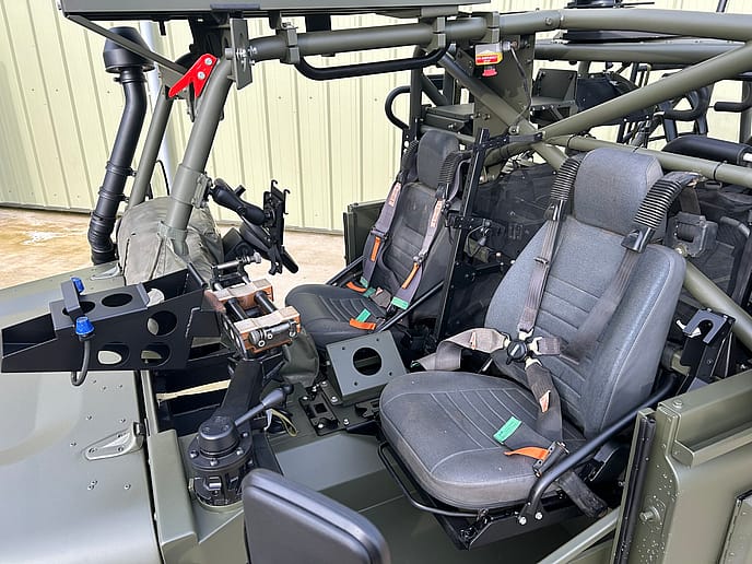 Land Rover RWMIK+ Patrol Vehicle - Gallery image 14