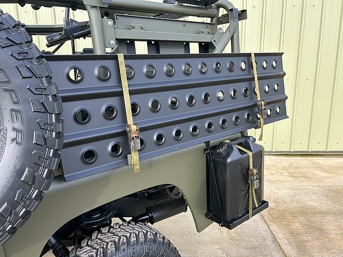 Land Rover RWMIK+ Patrol Vehicle - Gallery image 21