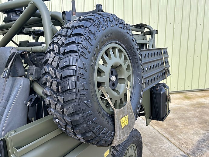 Land Rover RWMIK+ Patrol Vehicle - Gallery image 24