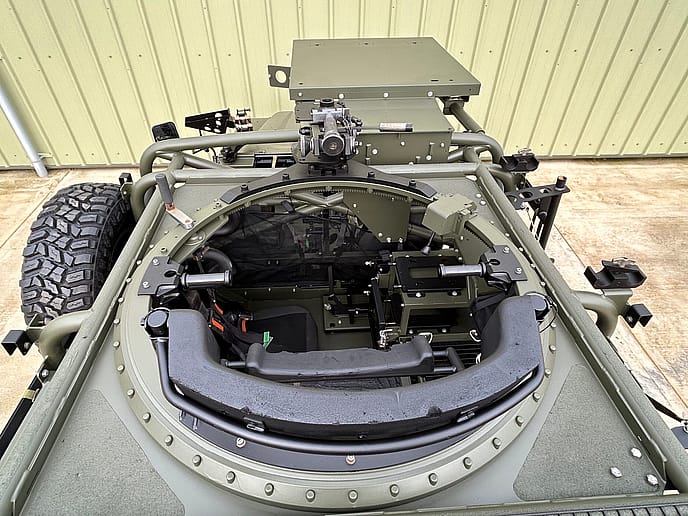 Land Rover RWMIK+ Patrol Vehicle - Gallery image 12