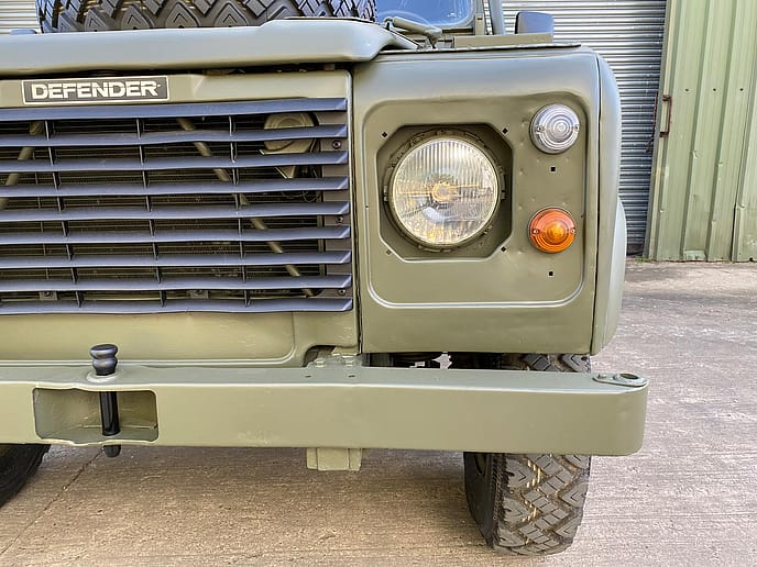 Land Rover Defender 110 Tithonus LHD hardtop - Gallery image 31
