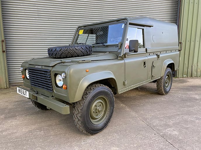 Land Rover Defender 110 Tithonus LHD hardtop - Gallery image 3