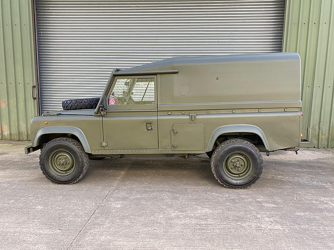 Land Rover Defender 110 Tithonus LHD hardtop - Gallery image 5