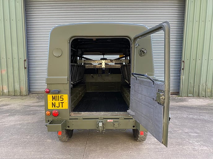 Land Rover Defender 110 Tithonus LHD hardtop - Gallery image 9