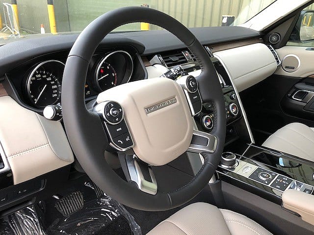 Land Rover: Discovery 5 TDV6 HSE LHD - Gallery image 13