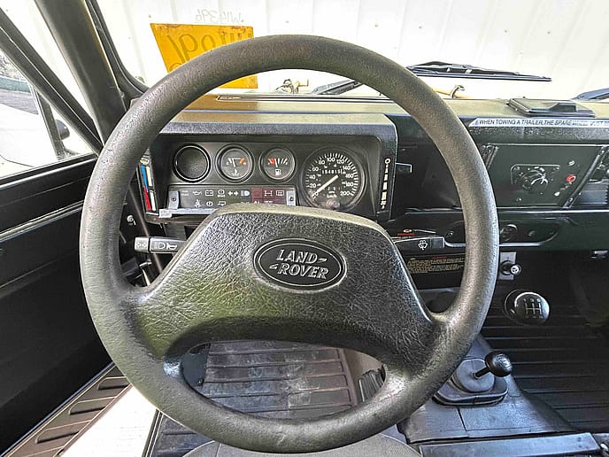 Land Rover TUL Wolf 90 2.5lt 300Tdi : Hard Top LHD - Gallery image 14