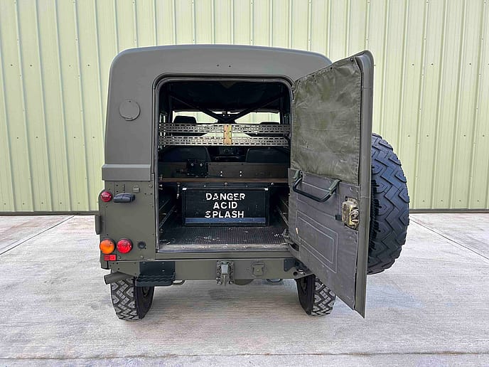 Land Rover TUL Wolf 90 2.5lt 300Tdi : Hard Top LHD - Gallery image 9