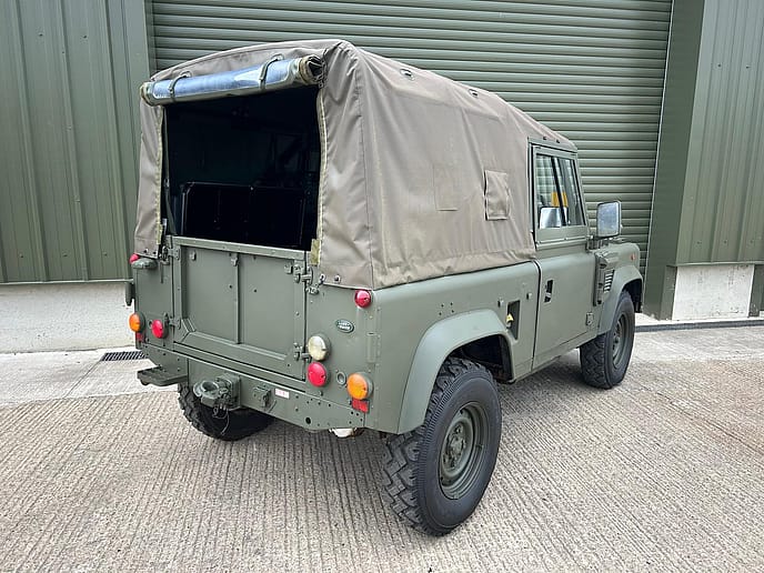 Land Rover TUL Wolf 90: Soft Top RHD - Gallery image 7