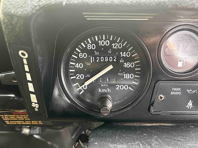 Land Rover TUL Wolf 90: Hard Top RHD - Gallery image 14