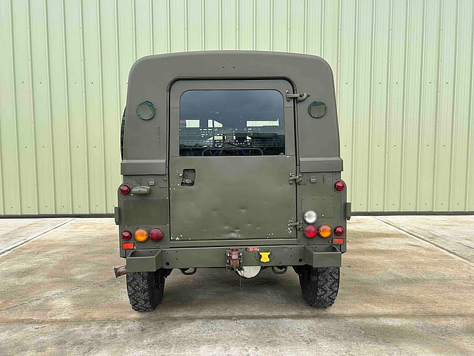 Land Rover TUL Wolf 90: Hard Top RHD - Gallery image 8