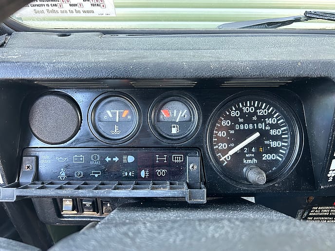 Land Rover TUM Wolf 110: Hard Top LHD - Gallery image 13