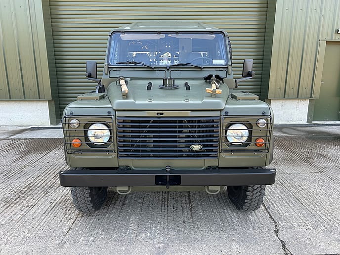 Land Rover TUM Wolf 110: Hard Top LHD - Gallery image 2