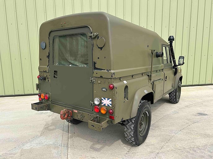 Land Rover TUM Wolf 110: Hard Top LHD - Gallery image 6