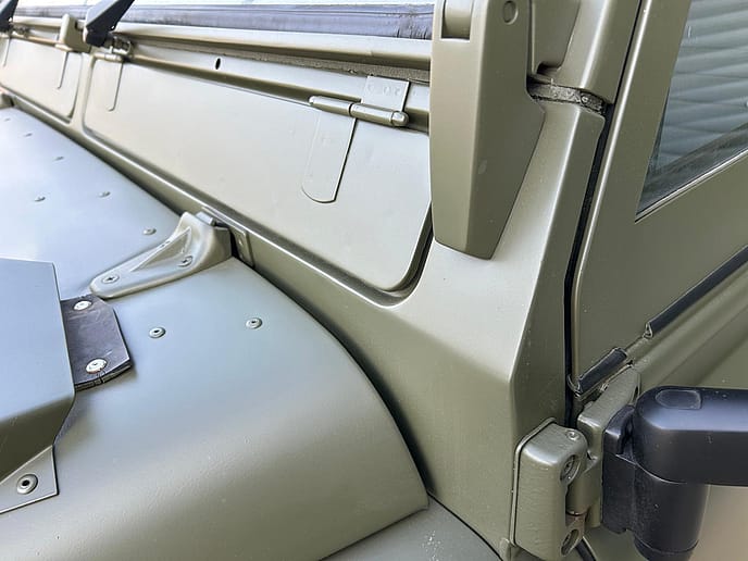 Land Rover Wolf 110 TUM 2.5lt 300Tdi Soft Top RHD - Gallery image 24
