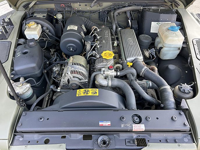 Land Rover Wolf 110 TUM 2.5lt 300Tdi Soft Top RHD - Gallery image 36