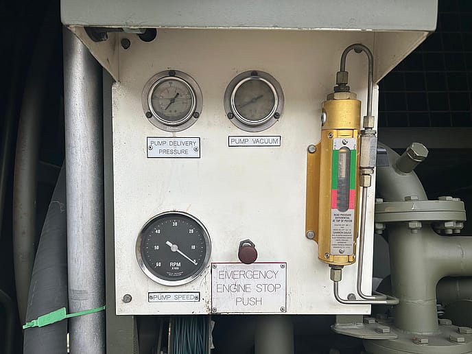 Leyland DAF 5000 litre 4x4 Aircraft Refuelling Tanker LHD - Gallery image 17