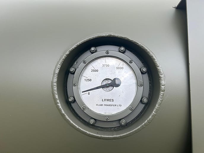 Leyland DAF 5000 litre 4x4 Aircraft Refuelling Tanker LHD - Gallery image 25