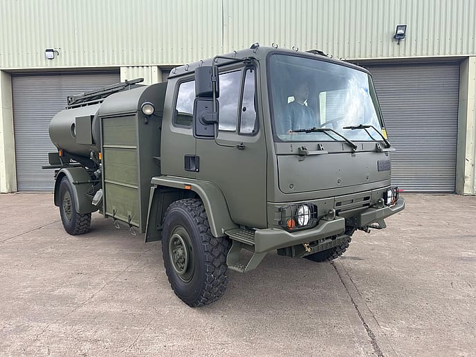 Leyland DAF 5000 litre 4x4 Aircraft Refuelling Tanker LHD - Gallery image 3