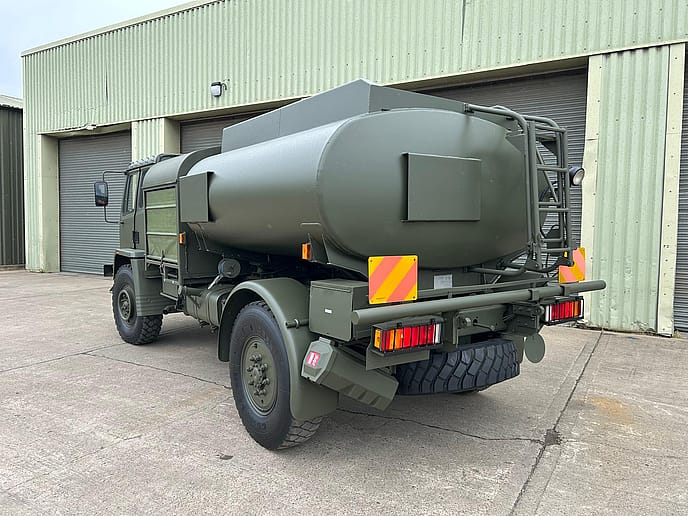 Leyland DAF 5000 litre 4x4 Aircraft Refuelling Tanker LHD - Gallery image 7
