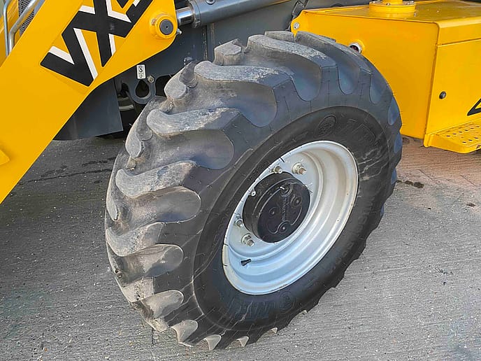 Mahindra: VX90 4X4 Earth Master Backhoe Loader - Gallery image 27