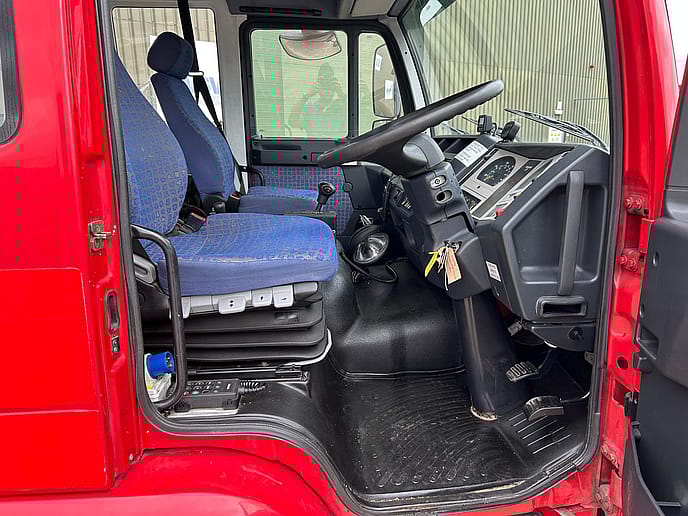 MAN 14.280 Plastisol TVAC Bodied Crew Cab Fire appliance - Gallery image 28