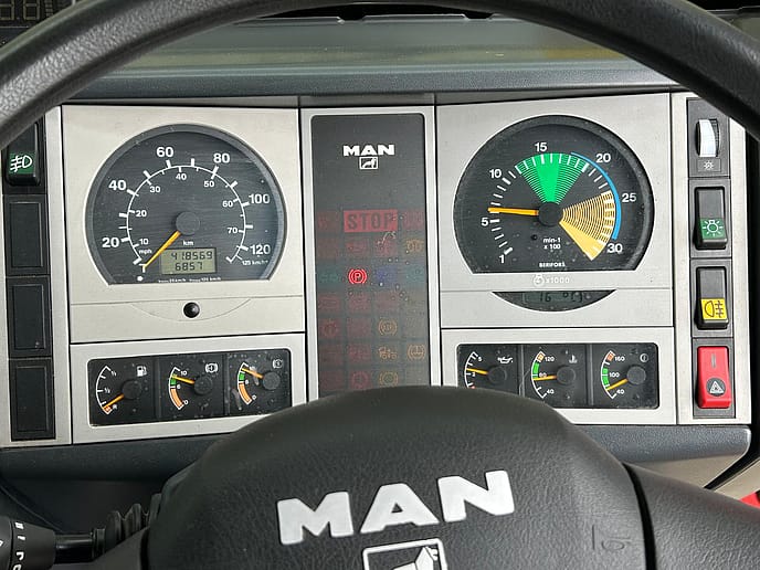 MAN 14.280 Plastisol TVAC Bodied Crew Cab Fire appliance - Gallery image 33