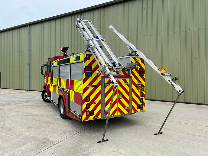 MAN 14.285 JDC Bodied: Fire Appliance - Gallery image 10