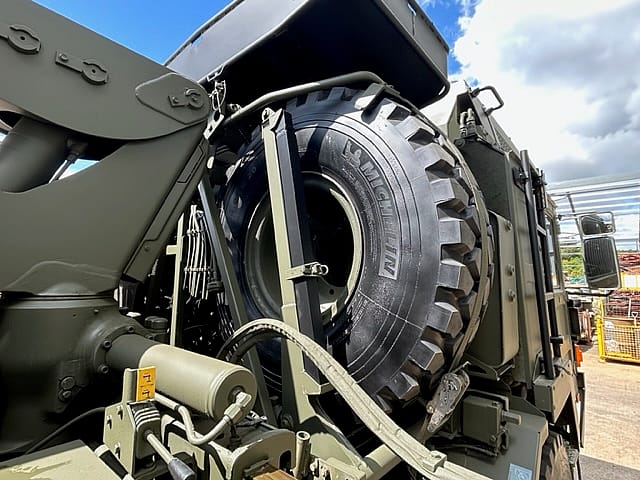 MAN: HX60 4x4 Crane Truck (HIAB) - Gallery image 14