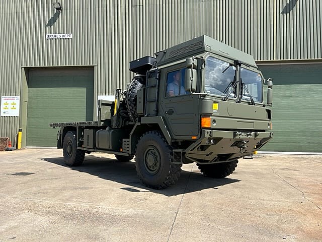 MAN: HX60 4x4 Crane Truck (HIAB) - Gallery image 3