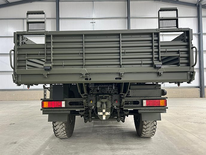 MAN HX60 : 4x4 Flatbed truck - Gallery image 7