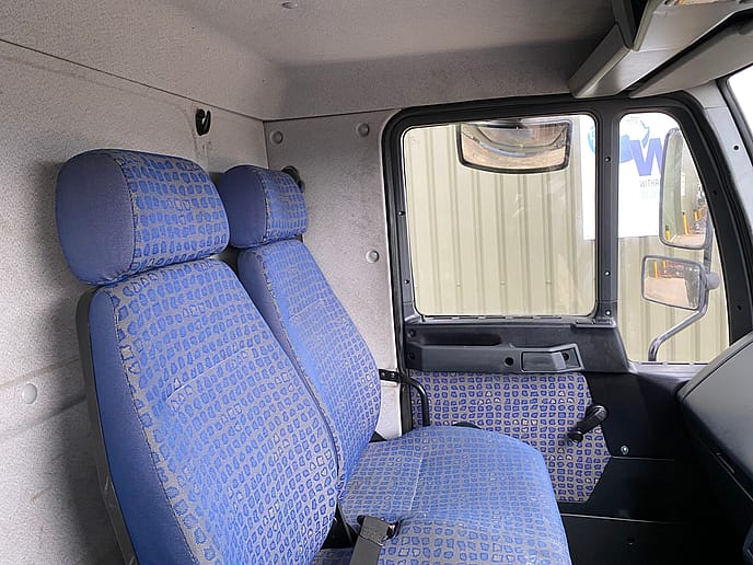 MAN LE 14.220 5000 litre 4x4 Tanker/Refueller RHD - Gallery image 19