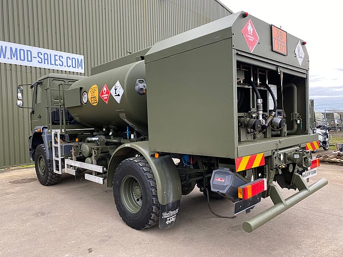 MAN LE 14.220 5000 litre 4x4 Tanker/Refueller RHD - Gallery image 6