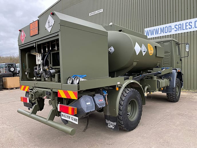 MAN LE 14.220 5000 litre 4x4 Tanker/Refueller RHD - Gallery image 8