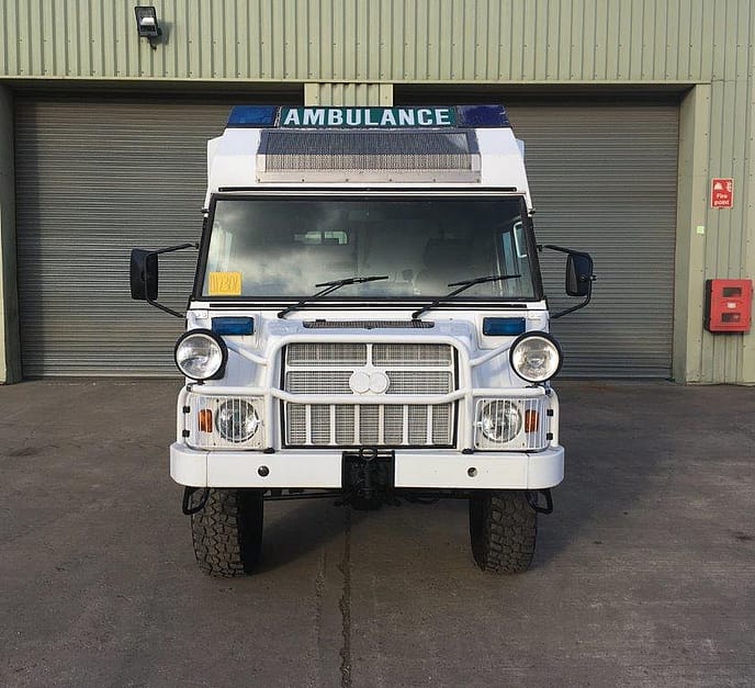 Pinzgauer: 718 6x6 Ambulance TMV RHD - Gallery image 2
