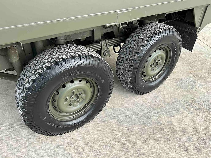 Pinzgauer : 718 6x6 Box Body - Gallery image 14