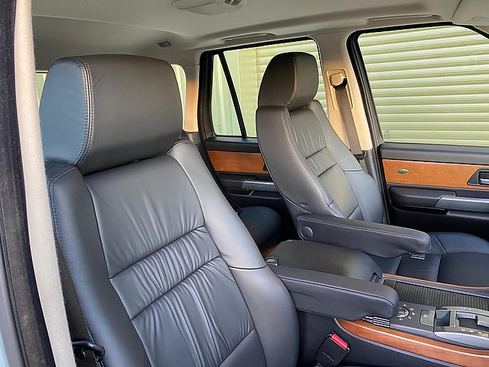 Range Rover Sport 2.7 TDV6 HSE - Gallery image 16