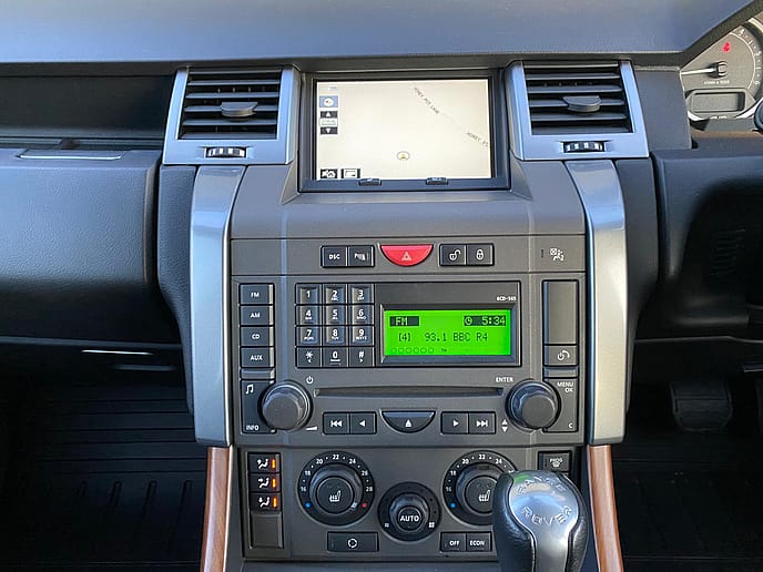 Range Rover Sport 2.7 TDV6 HSE - Gallery image 22