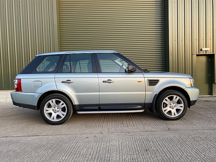 Range Rover Sport 2.7 TDV6 HSE - Gallery image 4