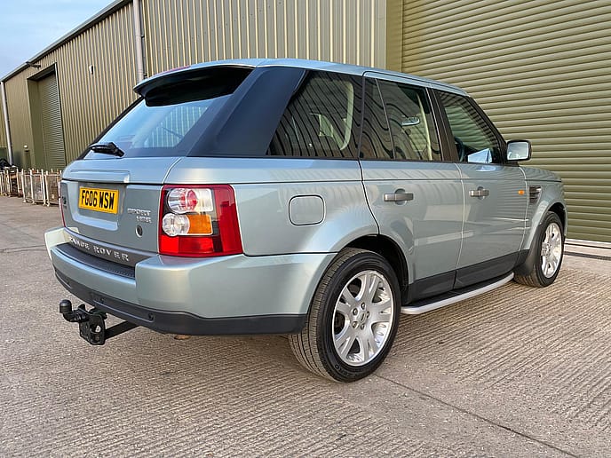 Range Rover Sport 2.7 TDV6 HSE - Gallery image 8