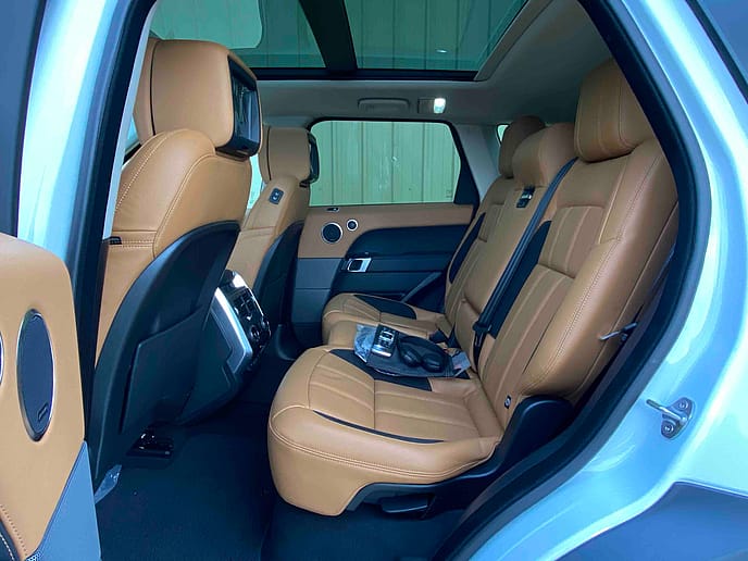 Range Rover: Sport HSE Dynamic Black LHD - Gallery image 21