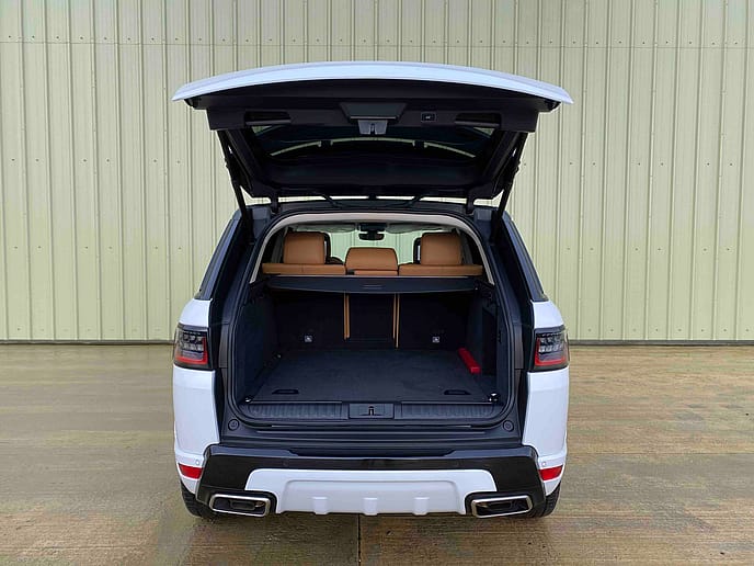Range Rover: Sport HSE Dynamic Black LHD - Gallery image 8