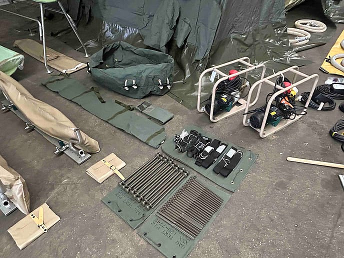 Self contained Field Deployable : Hygiene unit. - Gallery image 13