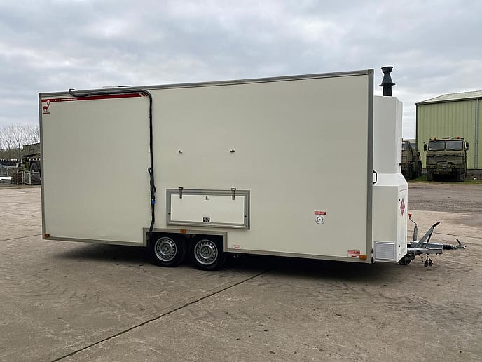 SMH MLU 154 Contractor Mobile Larder Unit Twin Axle Trailer - Gallery image 5