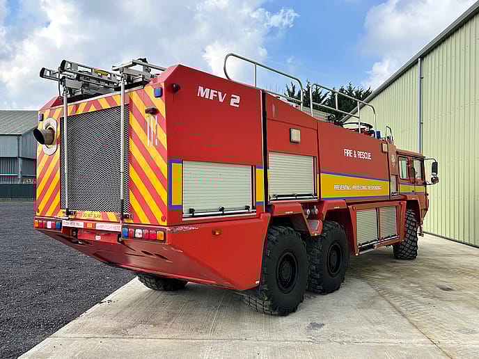 Unipower 6 x 6 MFV2 Airport: Fire Fighting Appliance - Gallery image 10
