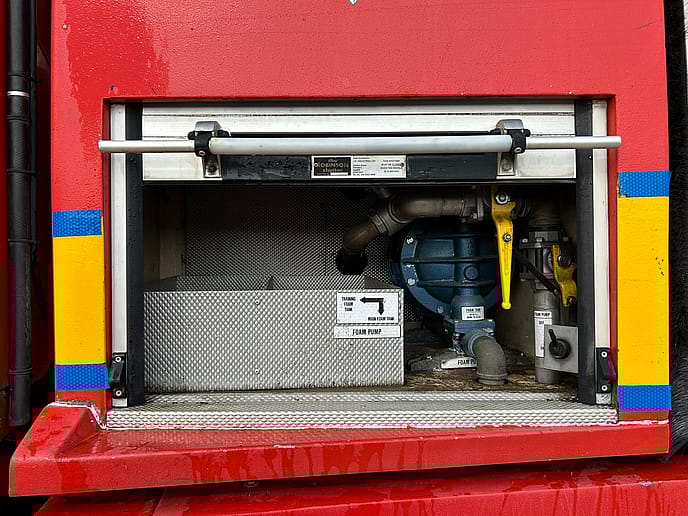 Unipower 6 x 6 MFV2 Airport: Fire Fighting Appliance - Gallery image 15