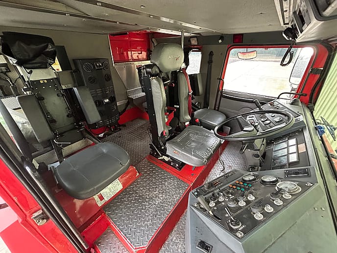 Unipower 6 x 6 MFV2 Airport: Fire Fighting Appliance - Gallery image 25