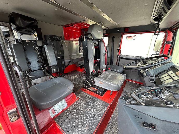 Unipower 6 x 6 MFV2 Airport: Fire Fighting Appliance - Gallery image 26
