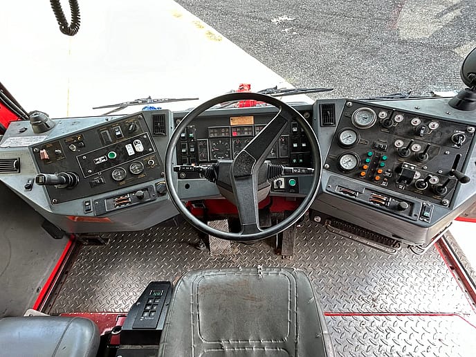Unipower 6 x 6 MFV2 Airport: Fire Fighting Appliance - Gallery image 28