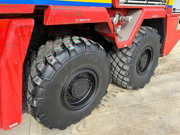 Unipower 6 x 6 MFV2 Airport: Fire Fighting Appliance - Gallery image 35